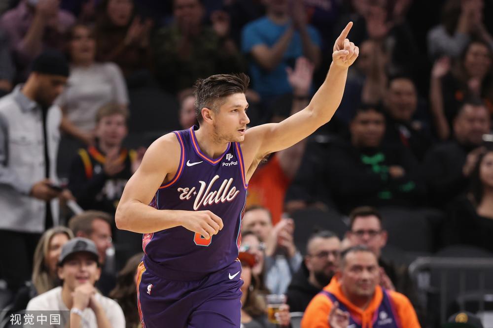 他的个人成 他的个人成