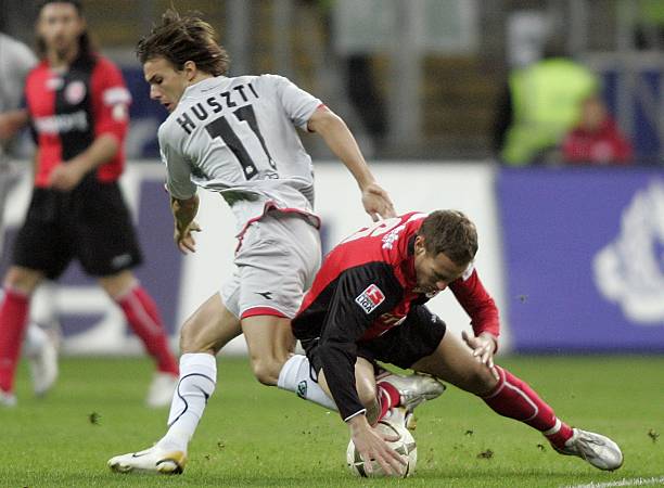 球事业的关 球事业的关