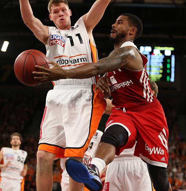 赖于个人能 赖于个人能