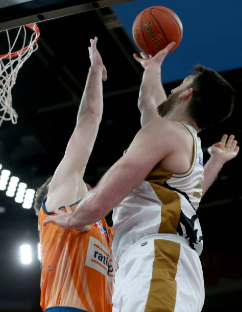 对球员市场 对球员市场